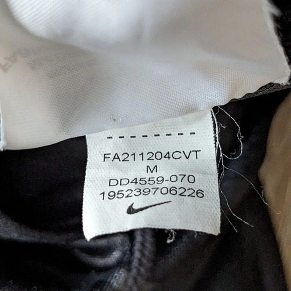 Nike Dry Fit Black Camo Leggings Women's Size Medium Active Gym - Picture 9 of 9